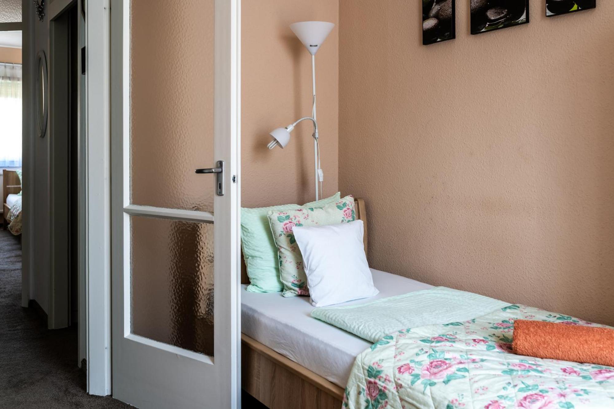 Flower Apartment ヘーヴィーズ エクステリア 写真