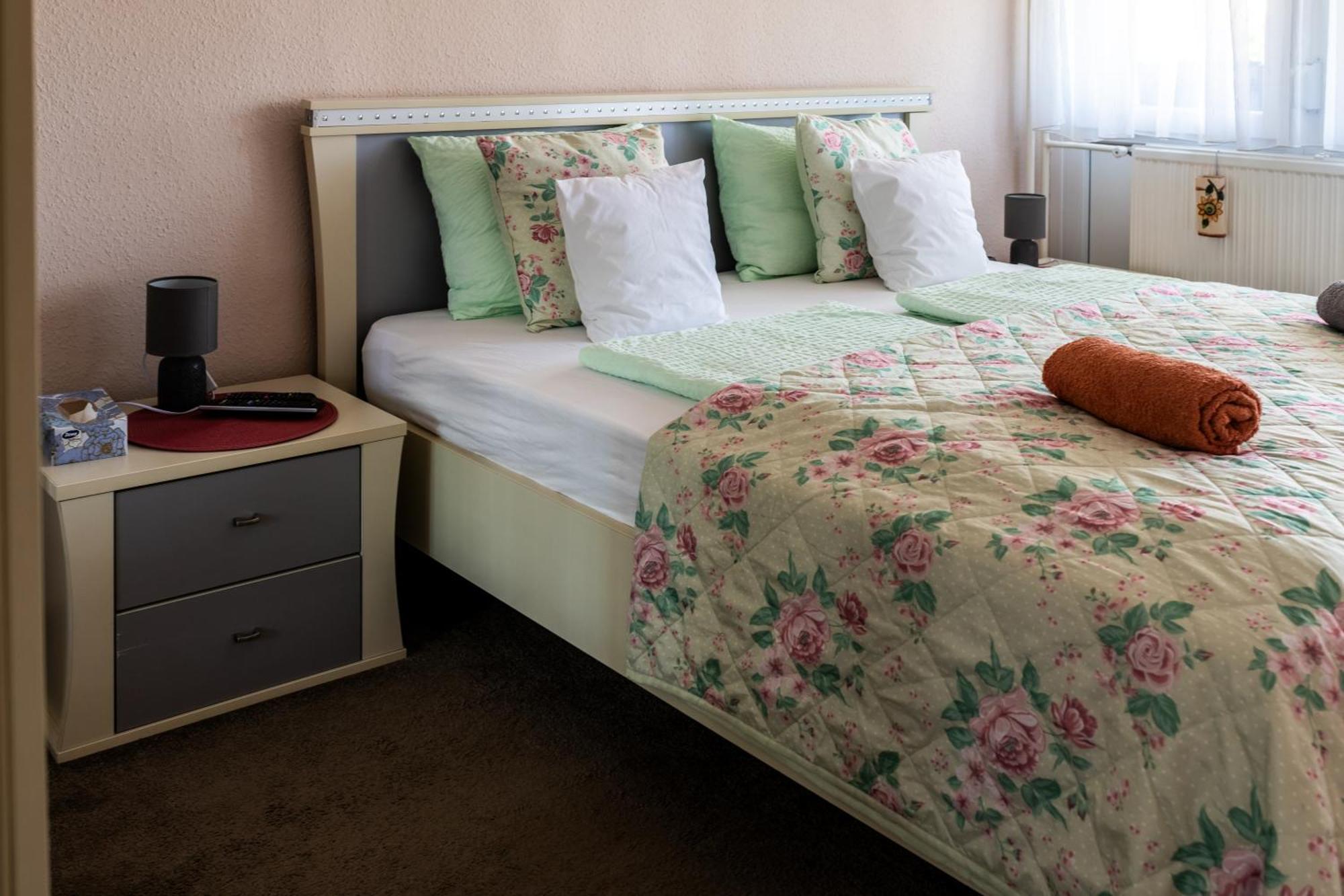 Flower Apartment ヘーヴィーズ エクステリア 写真