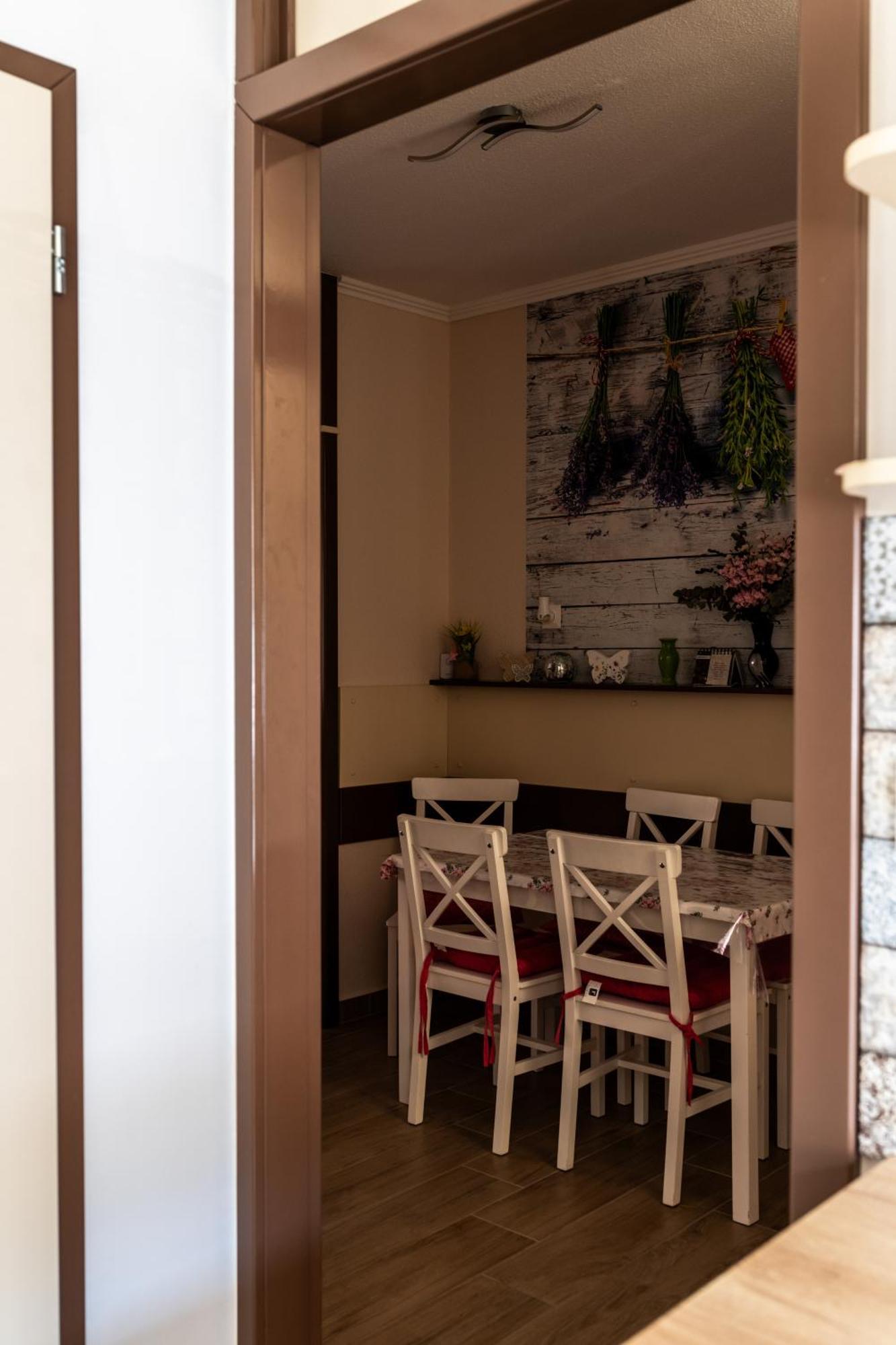 Flower Apartment ヘーヴィーズ エクステリア 写真